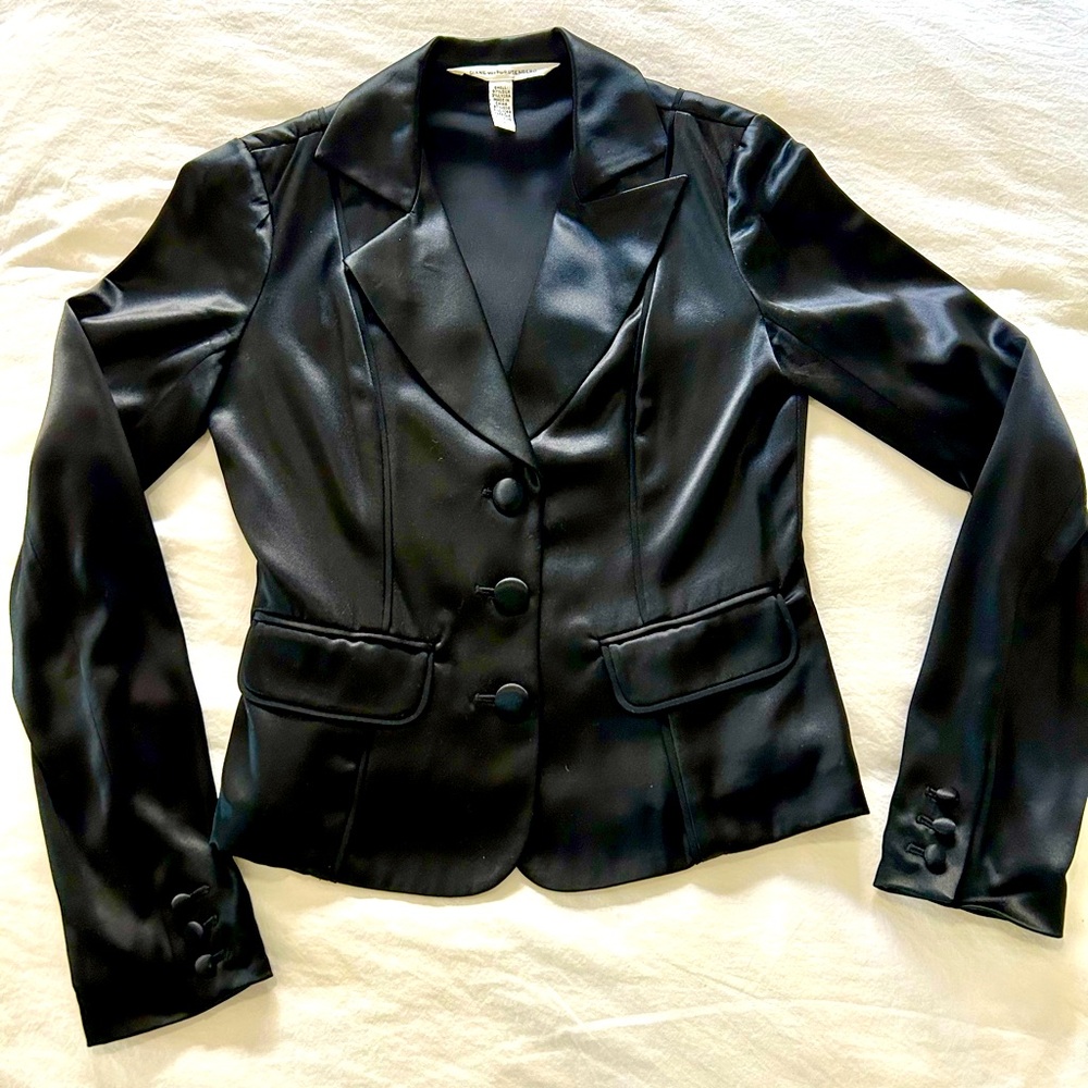 Gorgeous Diane Von Furstenberg Black Satin Pant Suit!